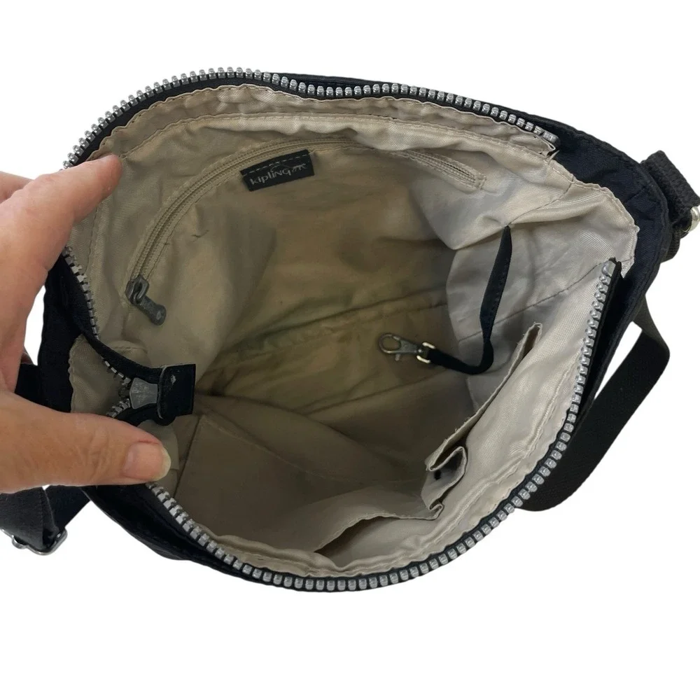 Kipling Black Nylon Crossbody Messenger Bag Tablet Zip Top Adjust Strap Purse